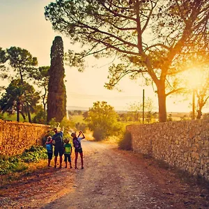 Il Chiostro & Italy