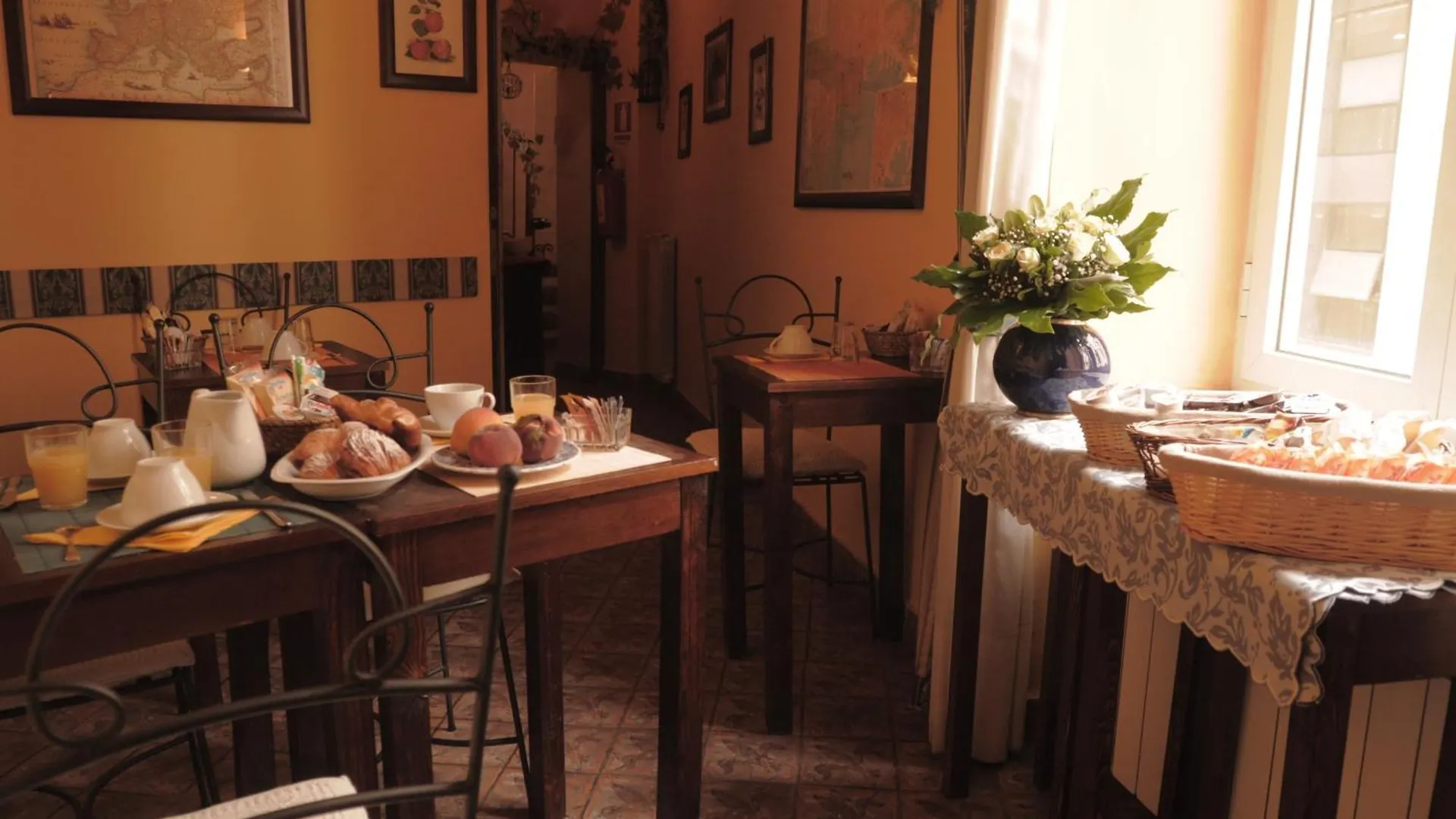 Bed and Breakfast I Visconti Nápoles