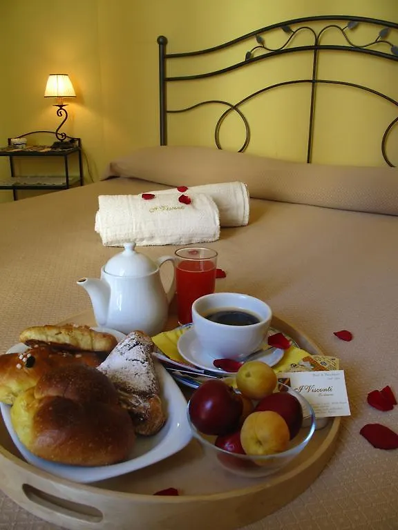 ***  Bed and Breakfast I Visconti Nápoles Italia