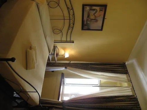Bed and Breakfast I Visconti Nápoles Italia